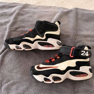 Nike Kids Black and White Sneakers with Red Accents